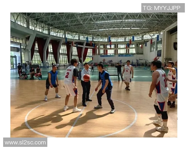 成都篮球队中路突破分析：优劣势与未来发展方向探讨