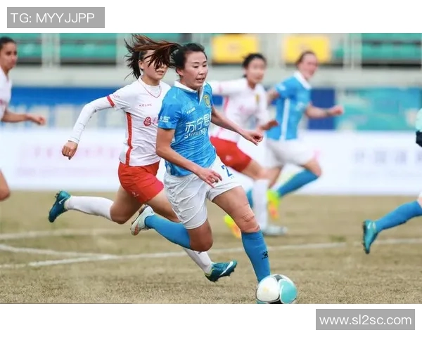 杨丽独家:分享足球心得 杨丽独家:分享足球心得