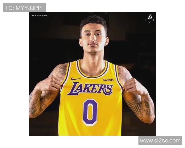 刘铮的篮球之路:从青涩少年到职业赛场的奋斗与荣耀 刘铮的篮球之路:从青涩少年到职业赛场的奋斗与荣耀