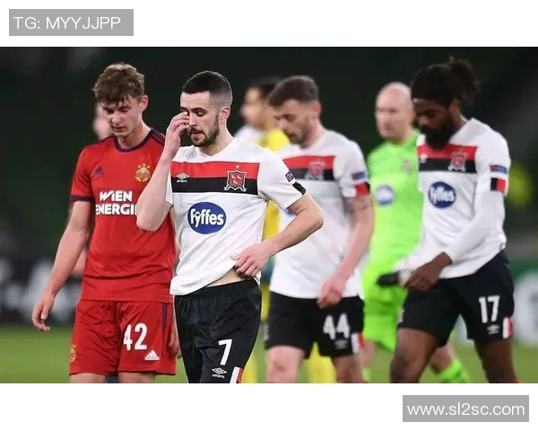 天狼星与埃尔夫斯堡2019年对决回顾与精彩瞬间分析 天狼星与埃尔夫斯堡2019年对决回顾与精彩瞬间分析