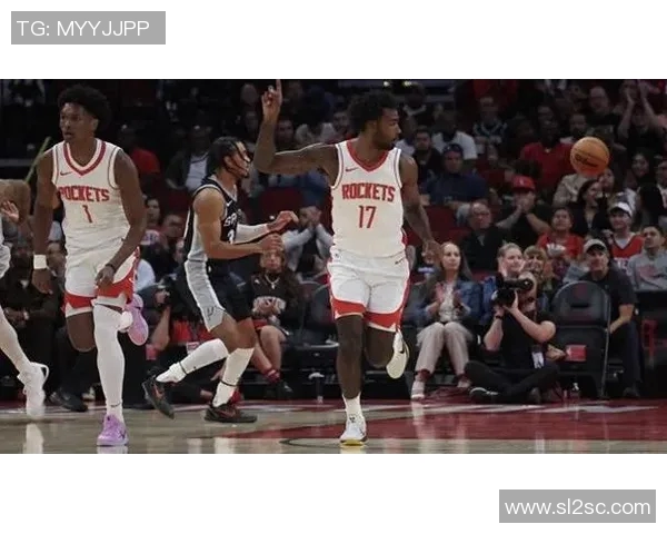 央视火箭与马刺激战加时赛双方拼尽全力争夺胜利 央视火箭与马刺激战加时赛双方拼尽全力争夺胜利