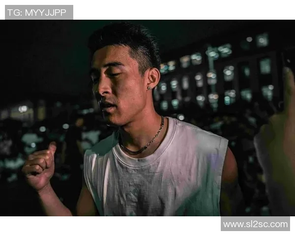 方硕的篮球之路：从青年才俊到职业赛场的奋斗与成长