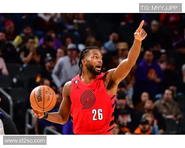 杰拉米格兰特如何在NBA赛场上展现全能球员的风采与潜力