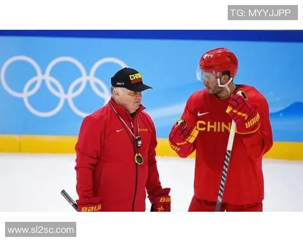 男子冰壶对决中国队迎战德国队全力争胜展现实力与团队合作精神 男子冰壶对决中国队迎战德国队全力争胜展现实力与团队合作精神