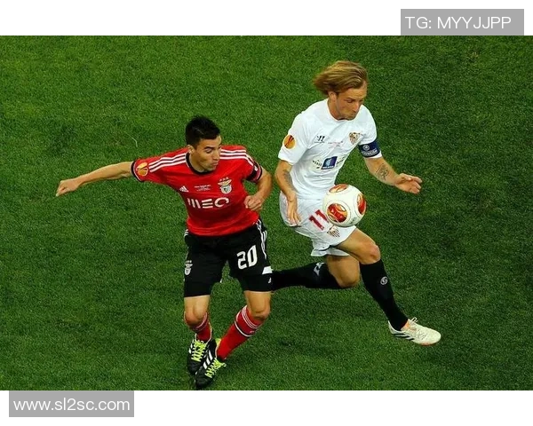 科隆竞技与圣保罗激战正酣实况解析与精彩瞬间回顾