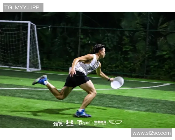 重庆飞盘队的拼搏之路与攀岩联赛的精彩瞬间 重庆飞盘队的拼搏之路与攀岩联赛的精彩瞬间