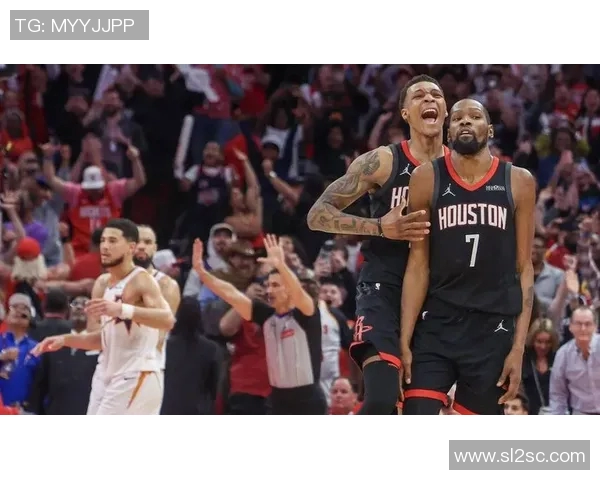 2017年热火与火箭精彩对决回顾CCTV全程直播精彩瞬间分析