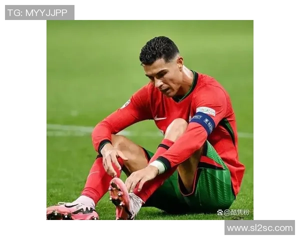 C罗与费德勒的传奇对决:体育之巅的双雄之战 C罗与费德勒的传奇对决:体育之巅的双雄之战